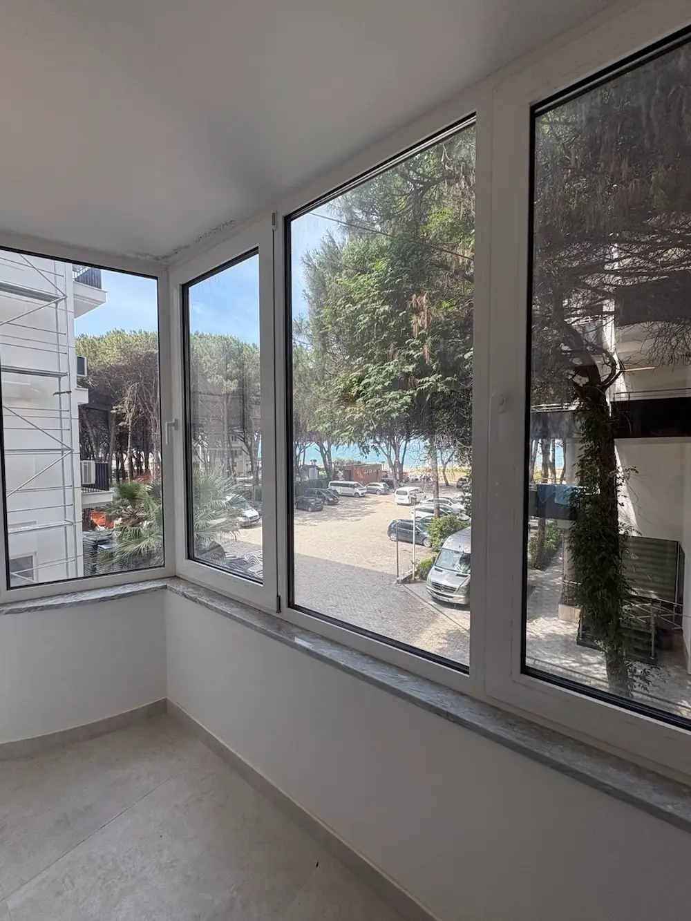 Apartament Luxe Golem Balkon